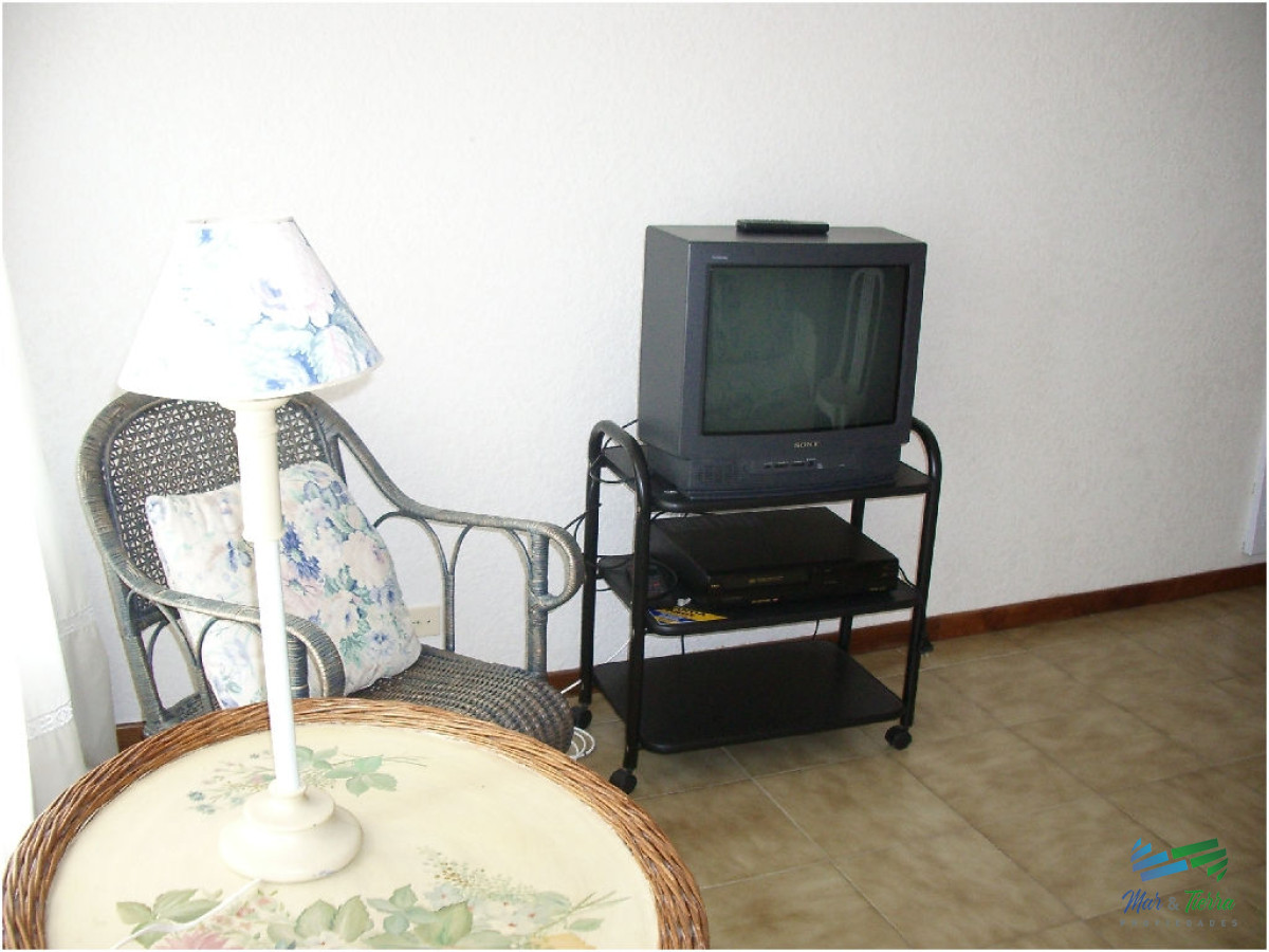 Apartamento ID.62 - Apartamento en piso alto, torre tradicional en Punta del Este (Península)