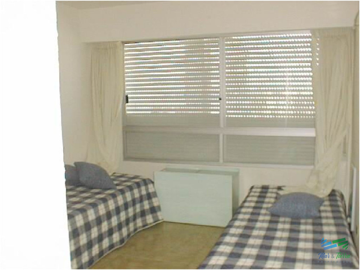 Apartamento ID.62 - Apartamento en piso alto, torre tradicional en Punta del Este (Península)