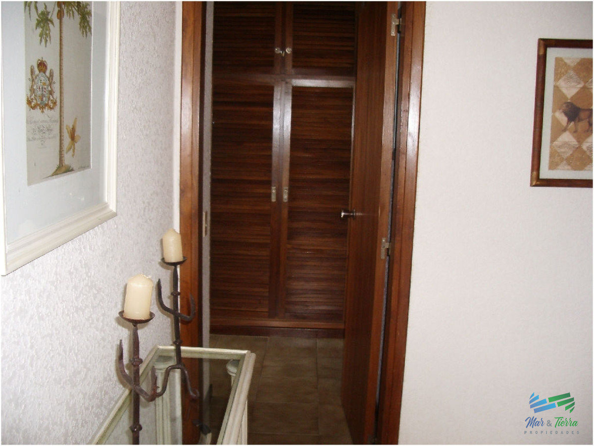 Apartamento ID.62 - Apartamento en piso alto, torre tradicional en Punta del Este (Península)