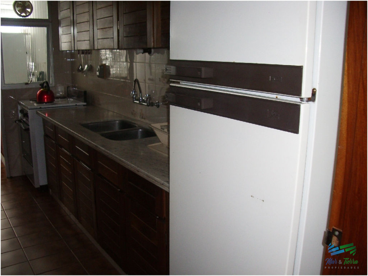 Apartamento ID.62 - Apartamento en piso alto, torre tradicional en Punta del Este (Península)