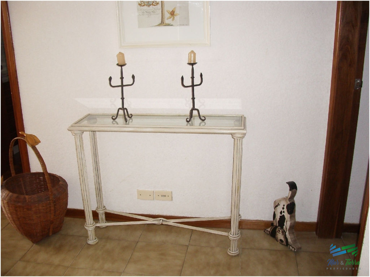 Apartamento ID.62 - Apartamento en piso alto, torre tradicional en Punta del Este (Península)