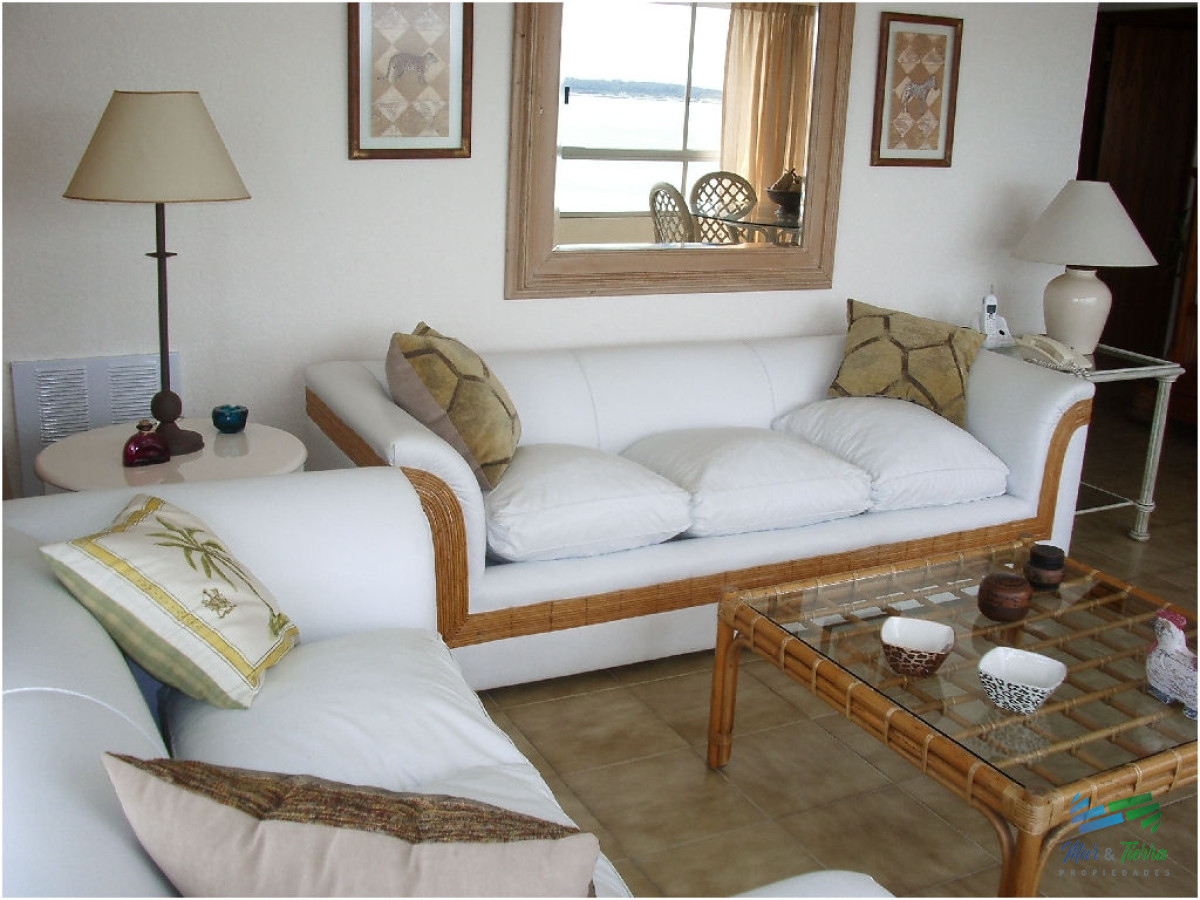 Apartamento ID.62 - Apartamento en piso alto, torre tradicional en Punta del Este (Península)