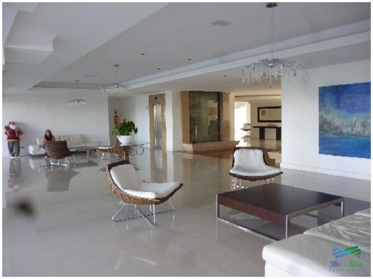 Apartamento ID.634 - Apartamento en alquiler en Punta del Este, zona Conrad.