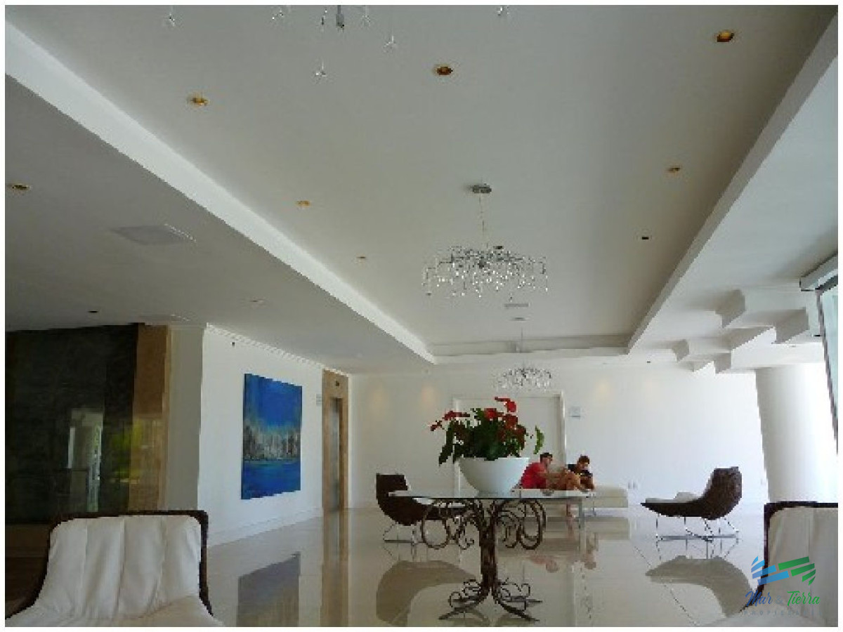 Apartamento ID.634 - Apartamento en alquiler en Punta del Este, zona Conrad.