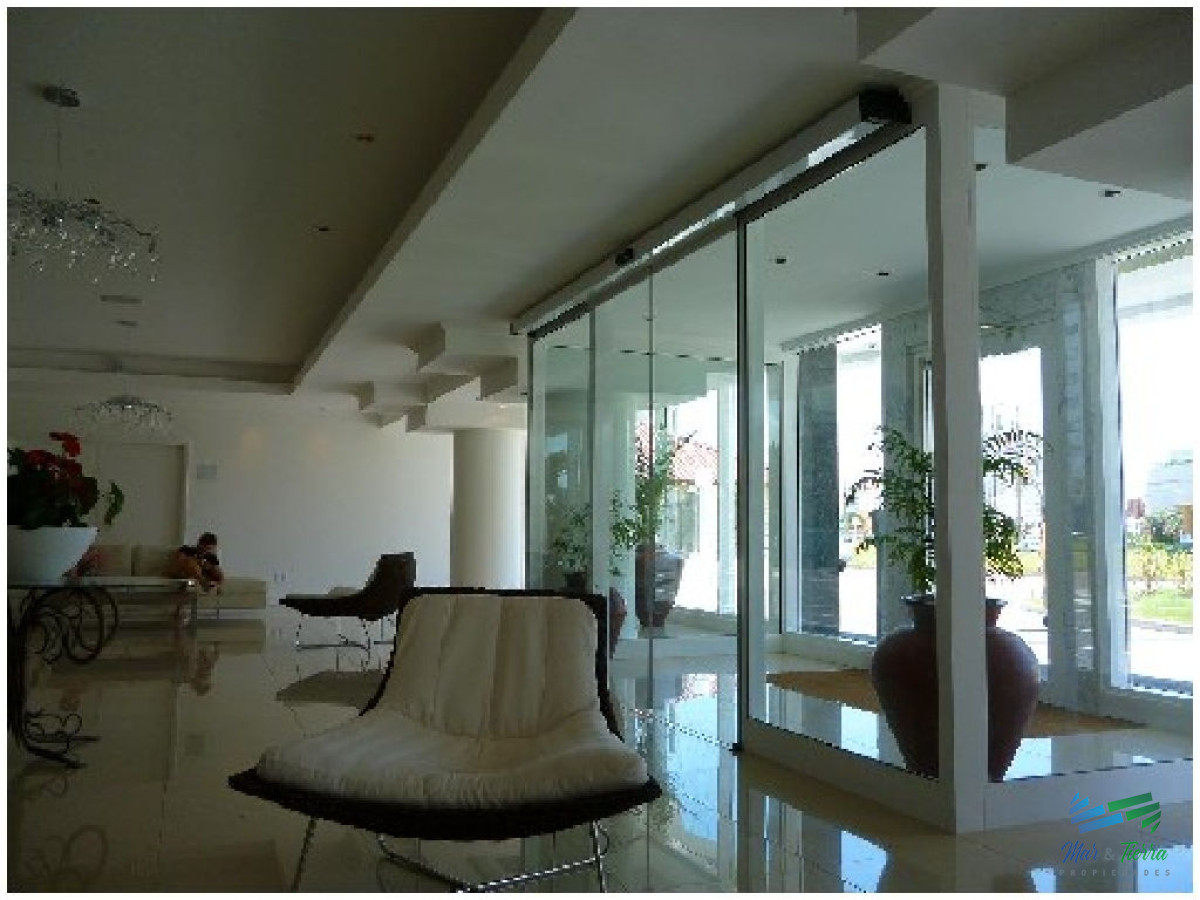 Apartamento ID.634 - Apartamento en alquiler en Punta del Este, zona Conrad.