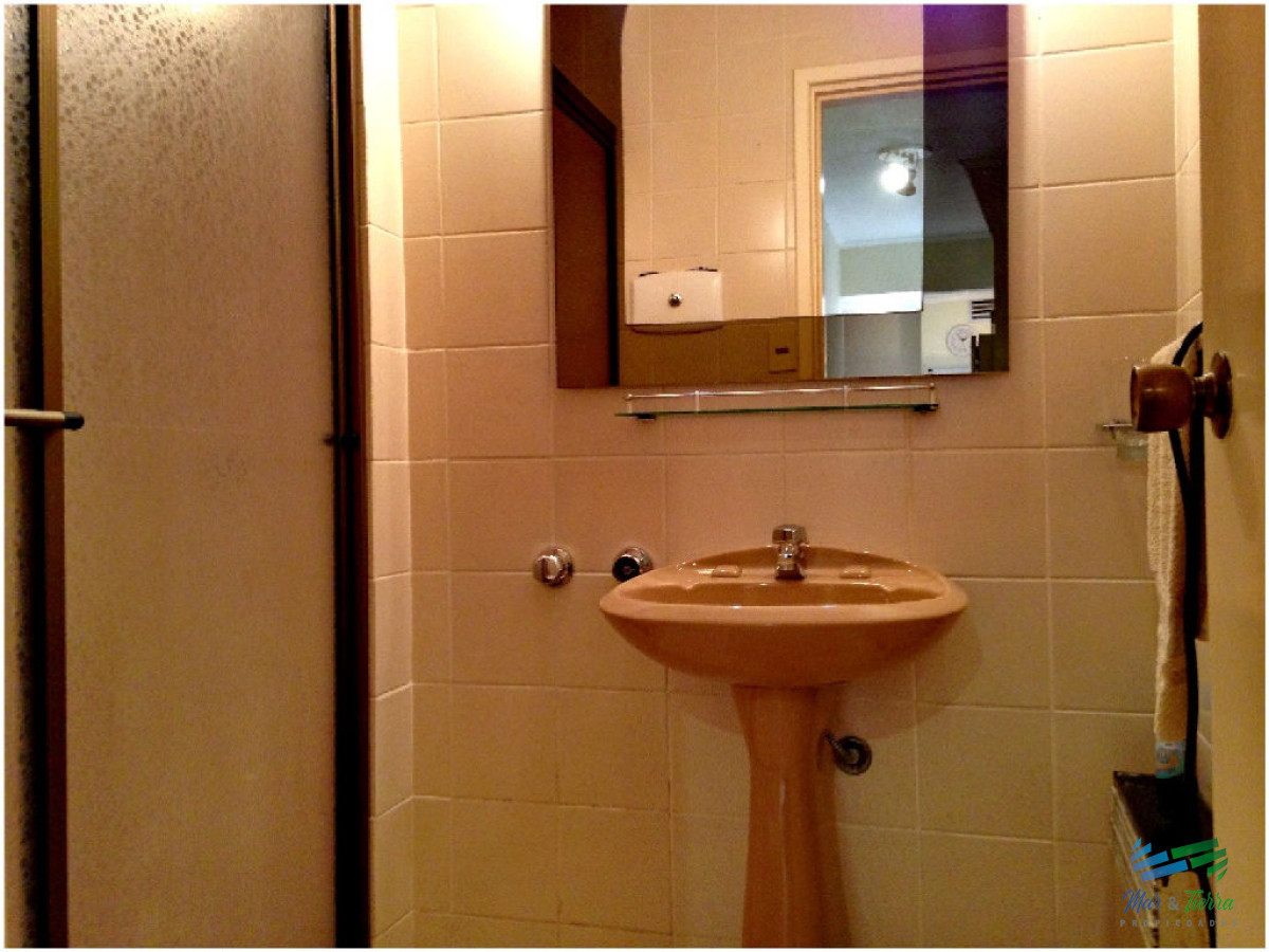 Apartamento ID.638 - Apartamento de 2 dormitorios en alquiler y venta en Peninsula, Punta del Este.