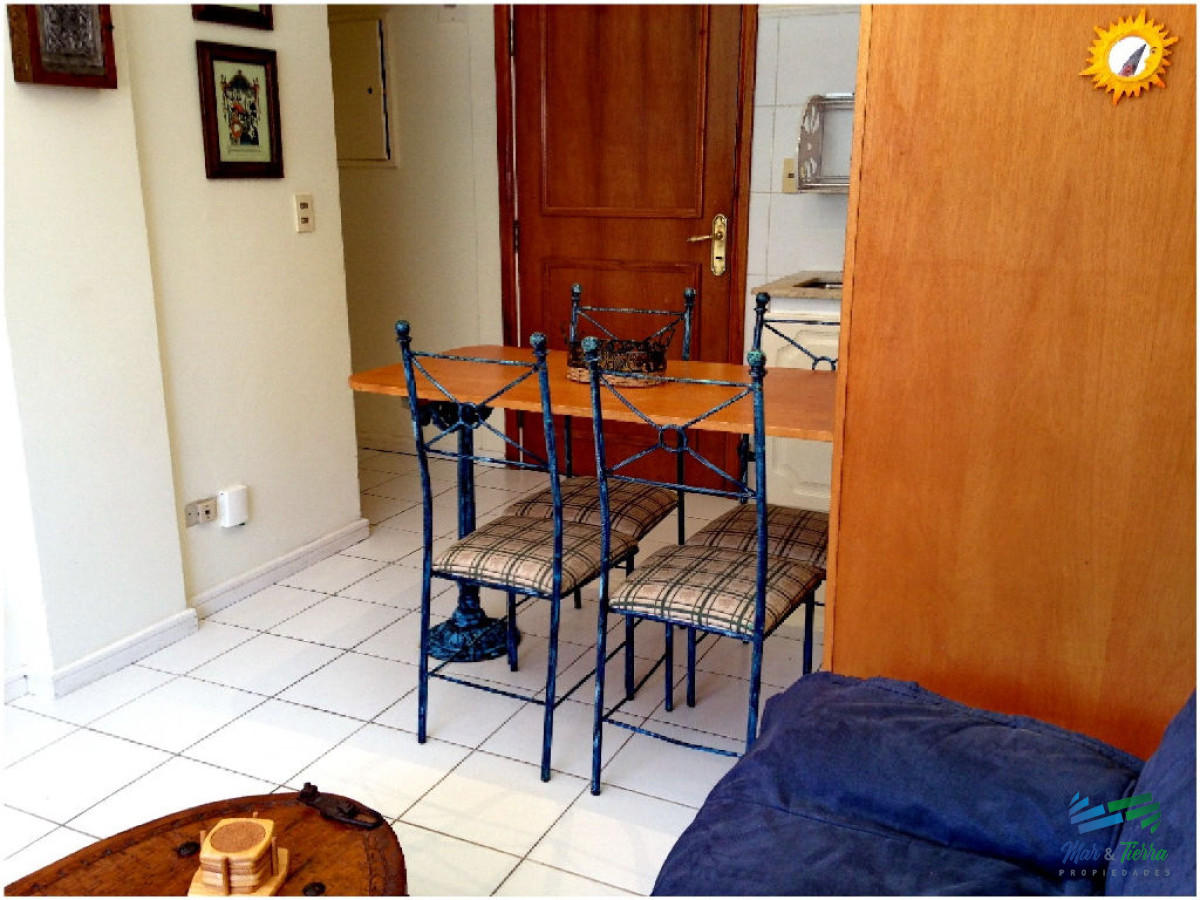 Apartamento ID.638 - Apartamento de 2 dormitorios en alquiler y venta en Peninsula, Punta del Este.