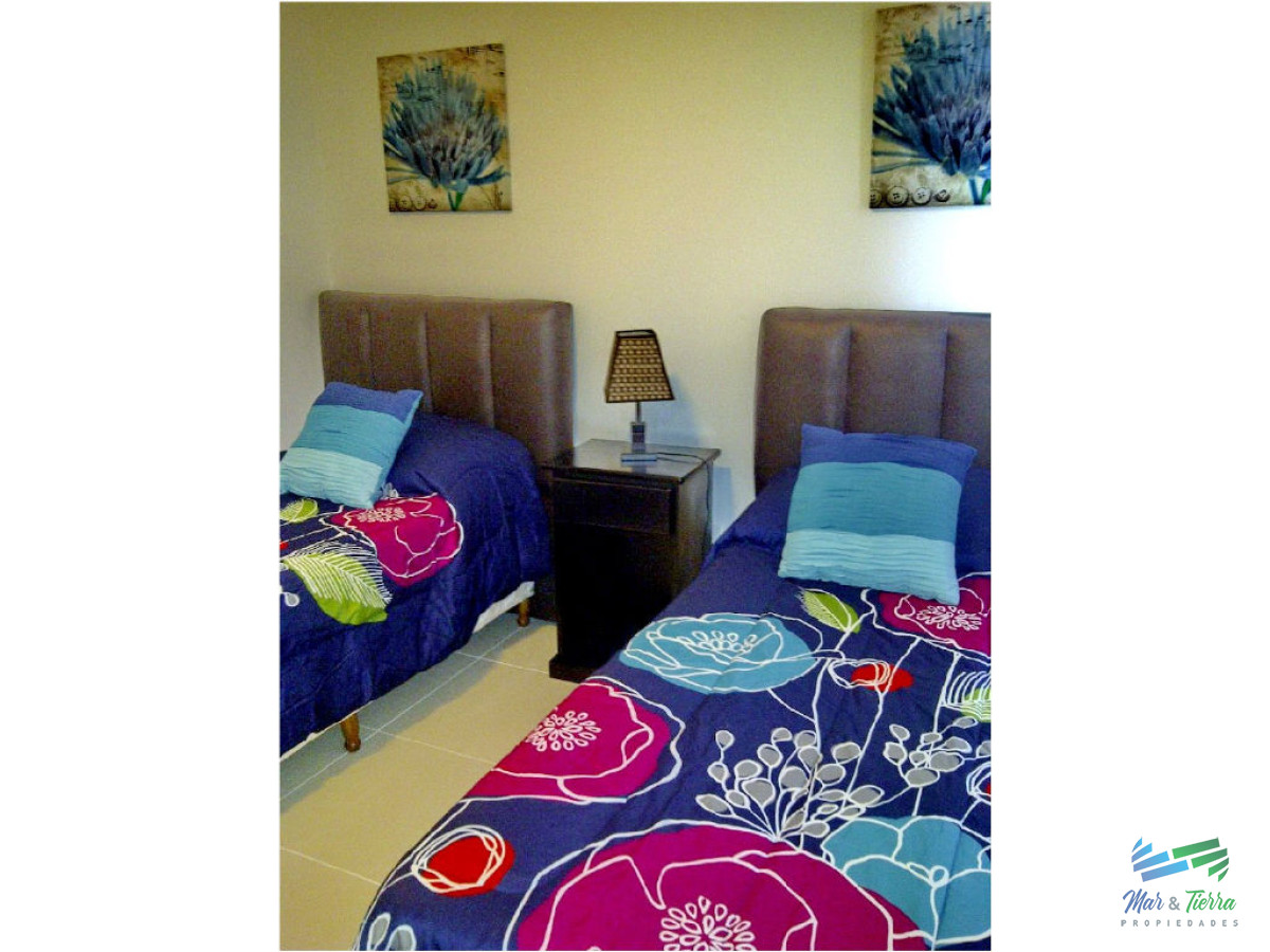 Apartamento ID.687 - Vendo apartamento de 2 dormitorios en Brava, edificio con servicios, Punta del Este