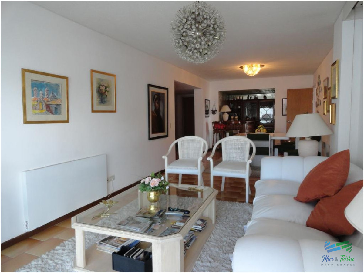 Apartamento ID.698 - Apartamento en Mansa, 3 dormitorios *