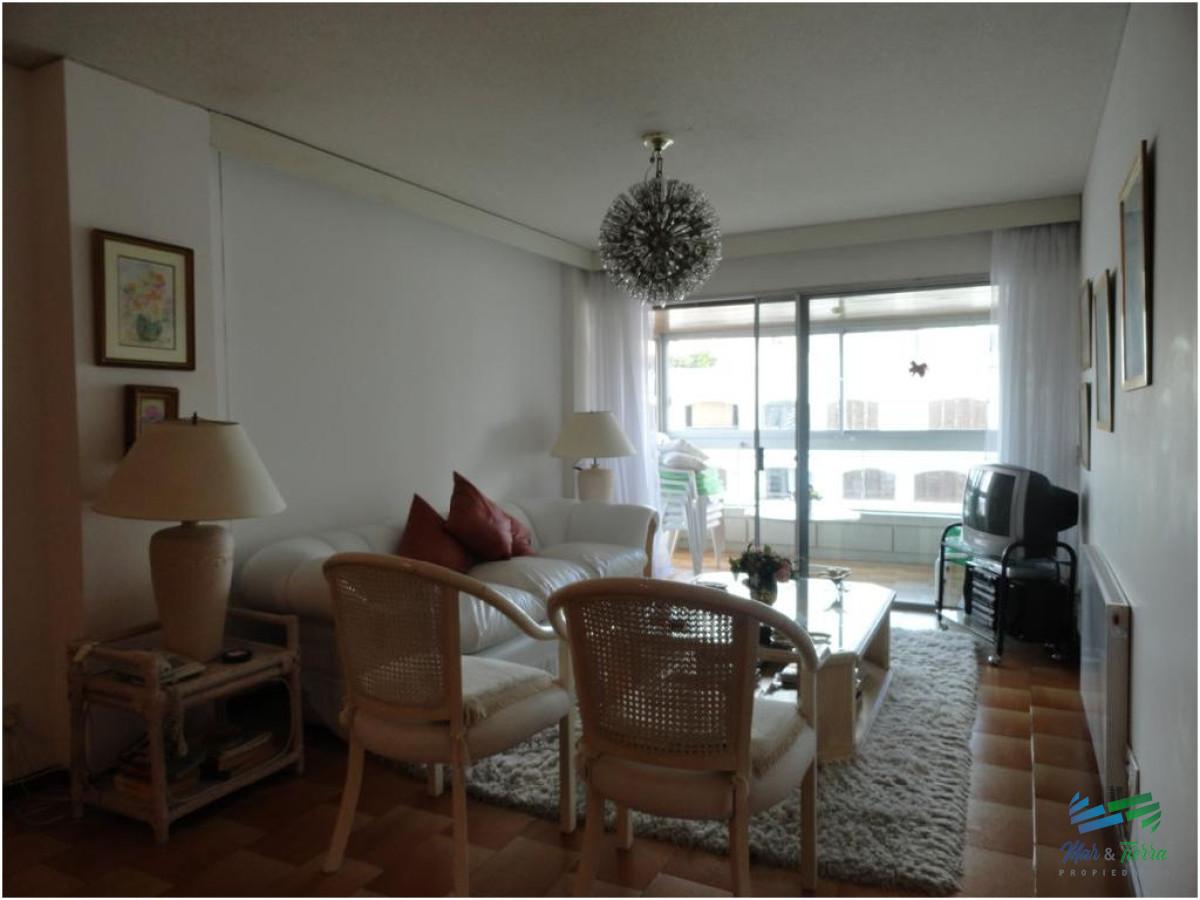 Apartamento ID.698 - Apartamento en Mansa, 3 dormitorios *