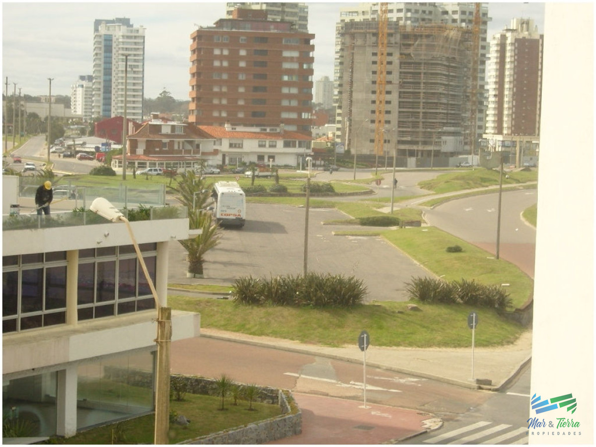 Apartamento ID.740 - Apartamento en Peninsula, 2 dormitorios *