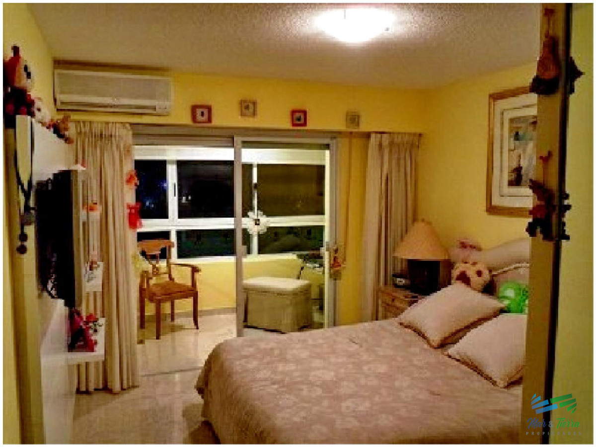 Apartamento ID.77 - EXCELENTE APTO CON VISTA DIRECTA AL MAR!! MANSA, PUNTA DEL ESTE 