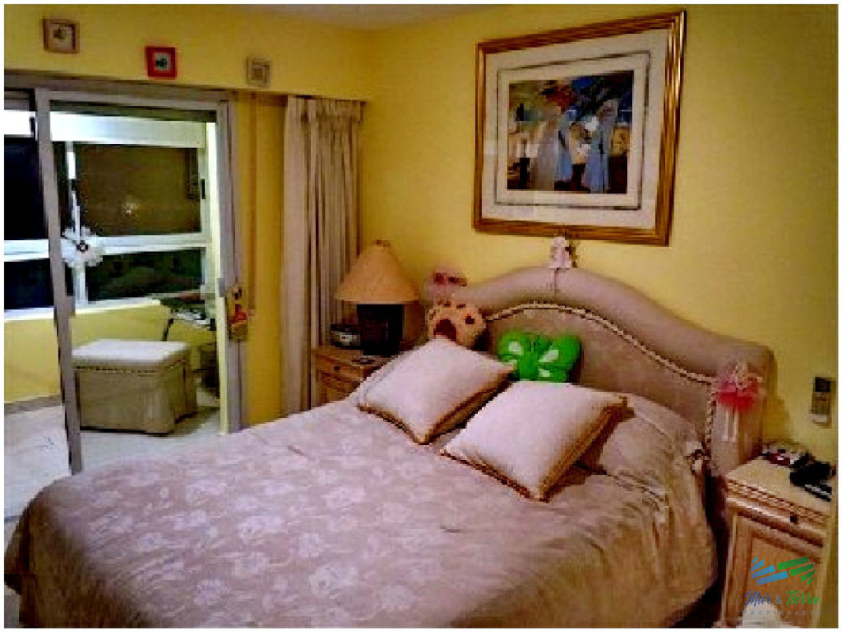 Apartamento ID.77 - EXCELENTE APTO CON VISTA DIRECTA AL MAR!! MANSA, PUNTA DEL ESTE 