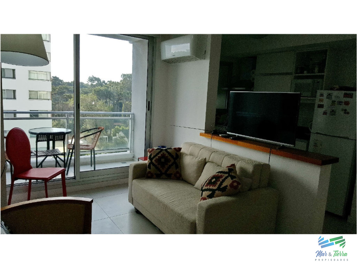 Apartamento ID.781 - En venta.... Apartamento 1 dormitorio en Av. Roosevelt, Punta del Este