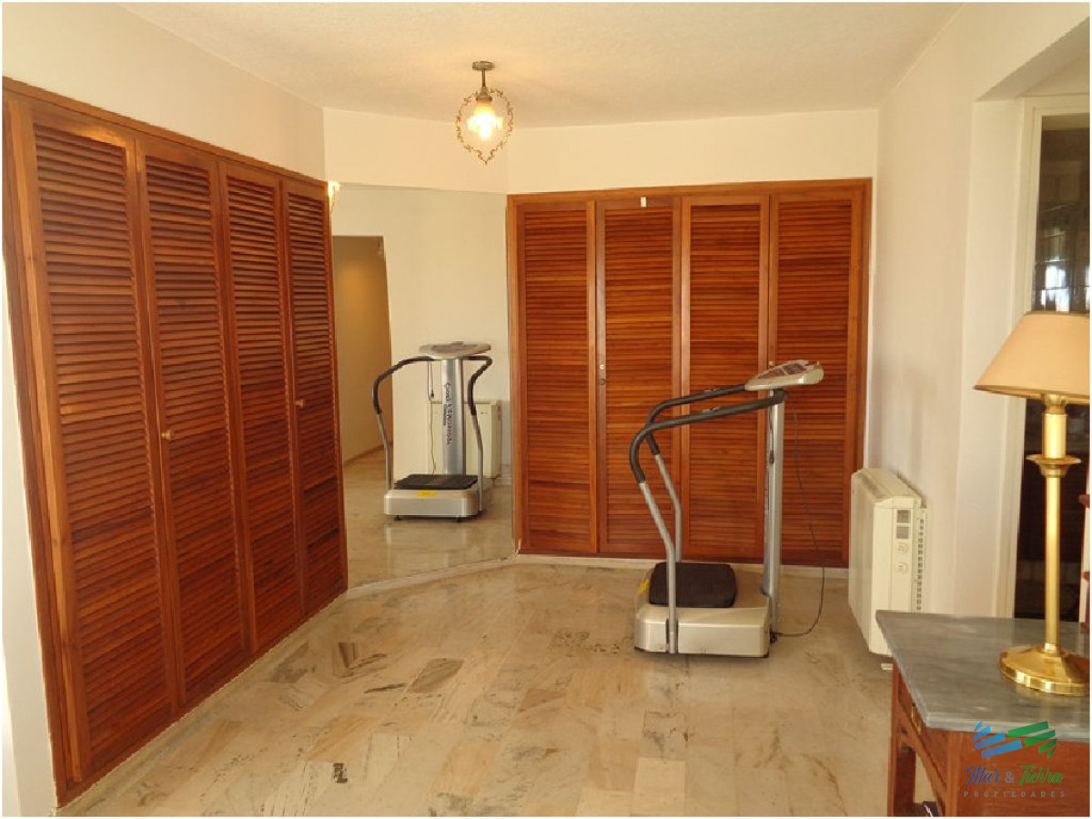 Apartamento ID.857 - Apartamento en Roosevelt, 3 dormitorios *