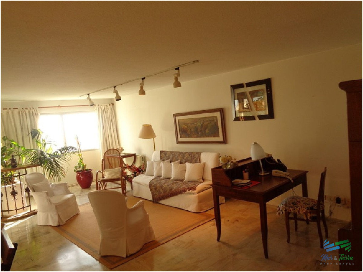 Apartamento ID.857 - Apartamento en Roosevelt, 3 dormitorios *