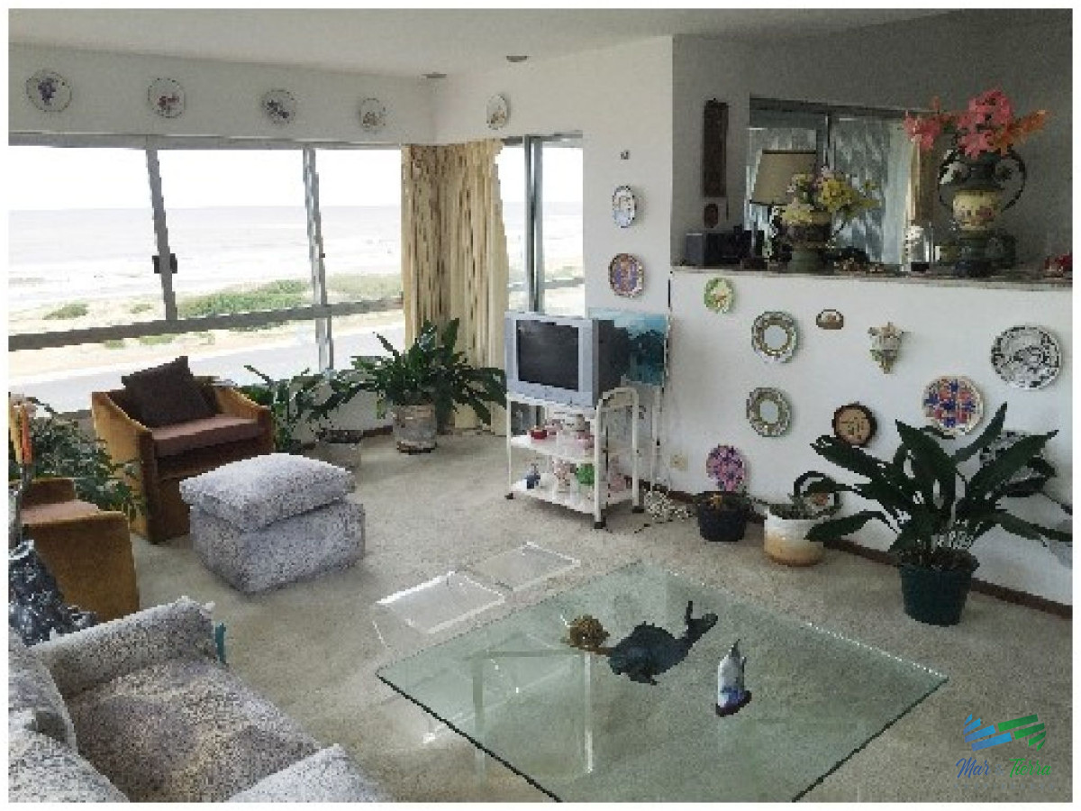 Apartamento ID.861 - Apartamento en venta sobre Rbla., muy linda vista! Brava, Punta del Este 