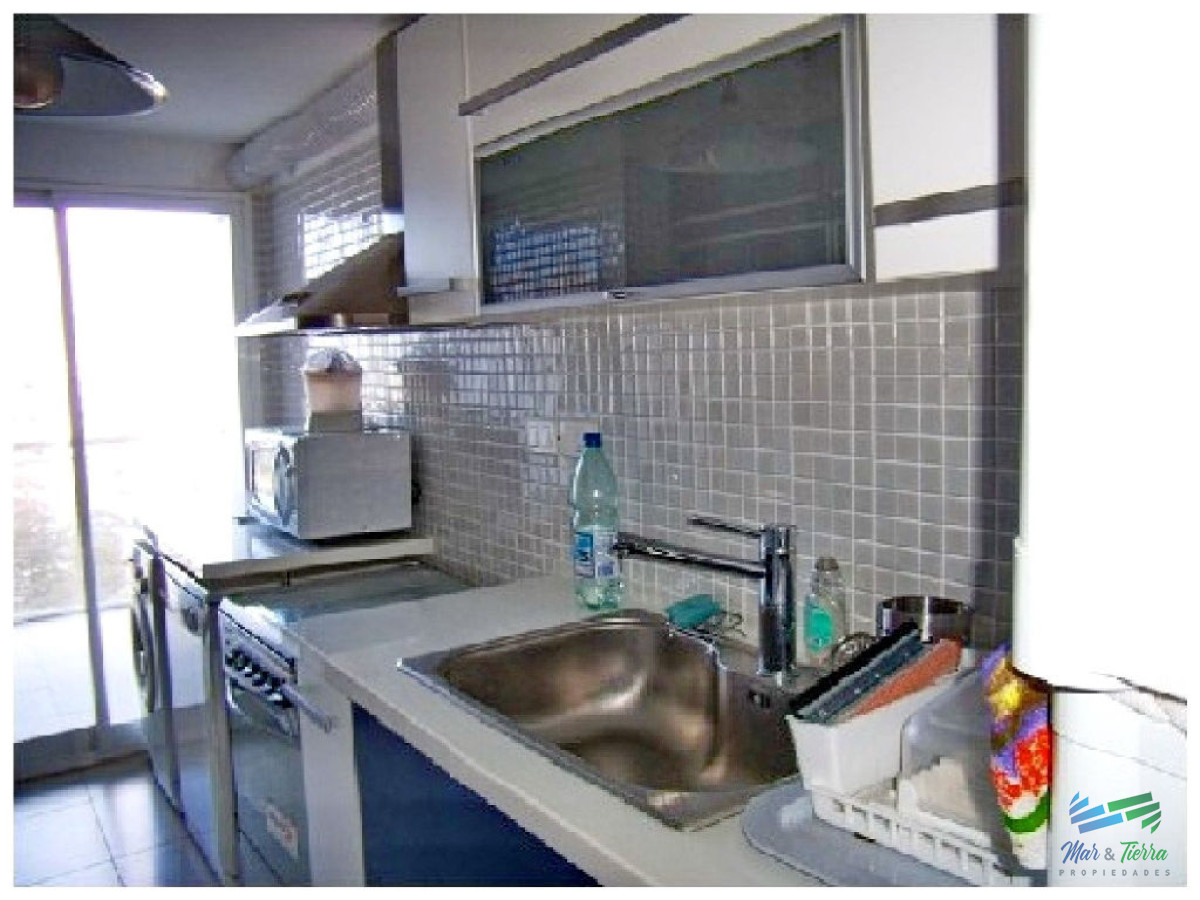 Apartamento ID.8 - Apartamento de 3 dormitorios con muy buenos servicios en alquiler en Punta del Este