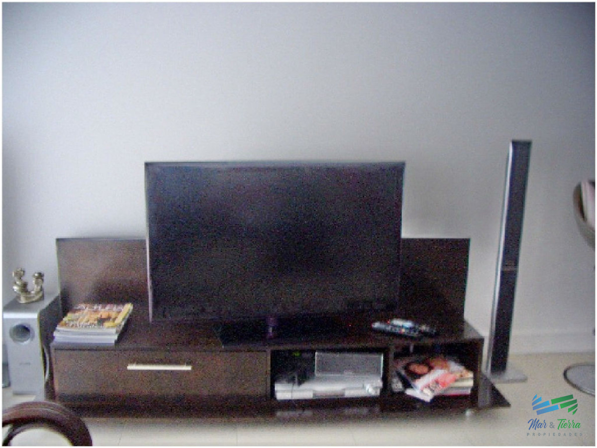 Apartamento ID.8 - Apartamento de 3 dormitorios con muy buenos servicios en alquiler en Punta del Este