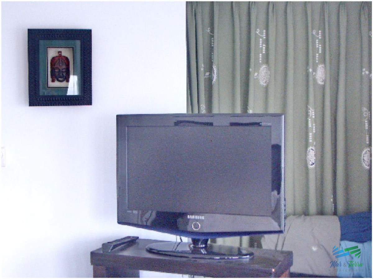 Apartamento ID.8 - Apartamento de 3 dormitorios con muy buenos servicios en alquiler en Punta del Este