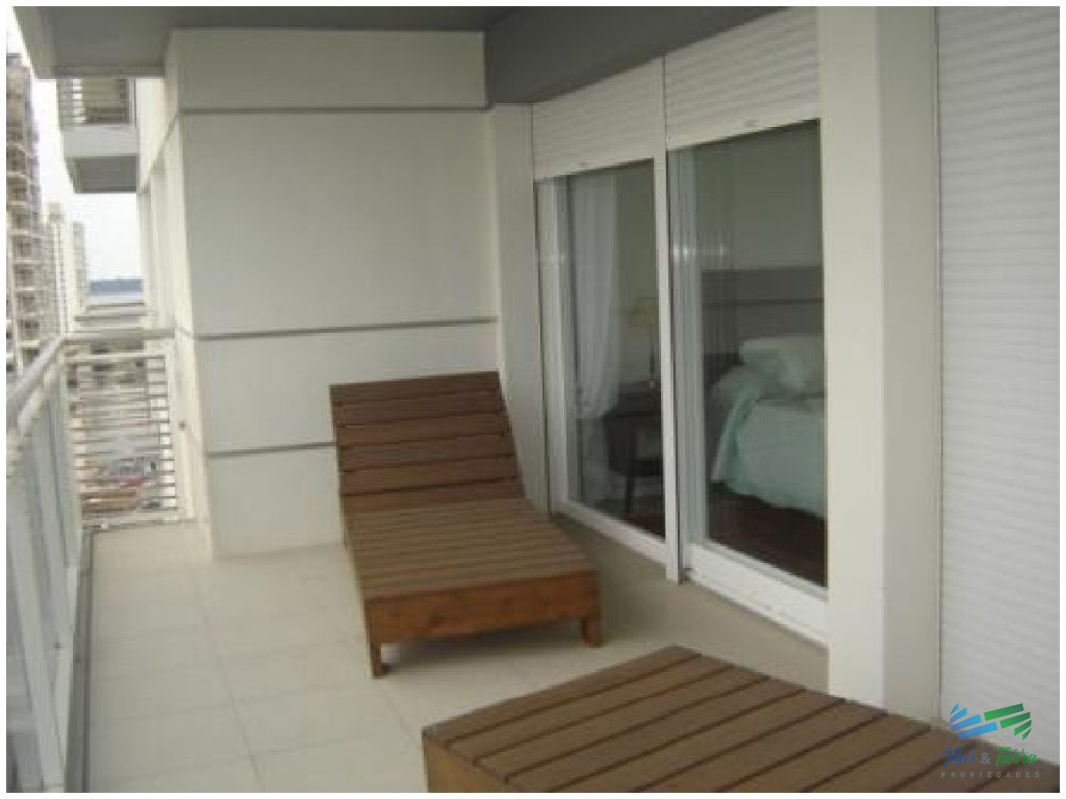 Apartamento ID.8 - Apartamento de 3 dormitorios con muy buenos servicios en alquiler en Punta del Este