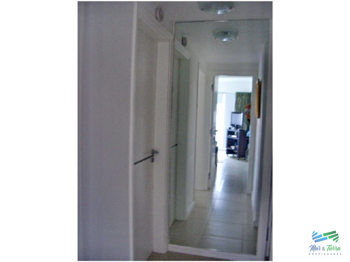 Apartamento ID.8 - Apartamento de 3 dormitorios con muy buenos servicios en alquiler en Punta del Este