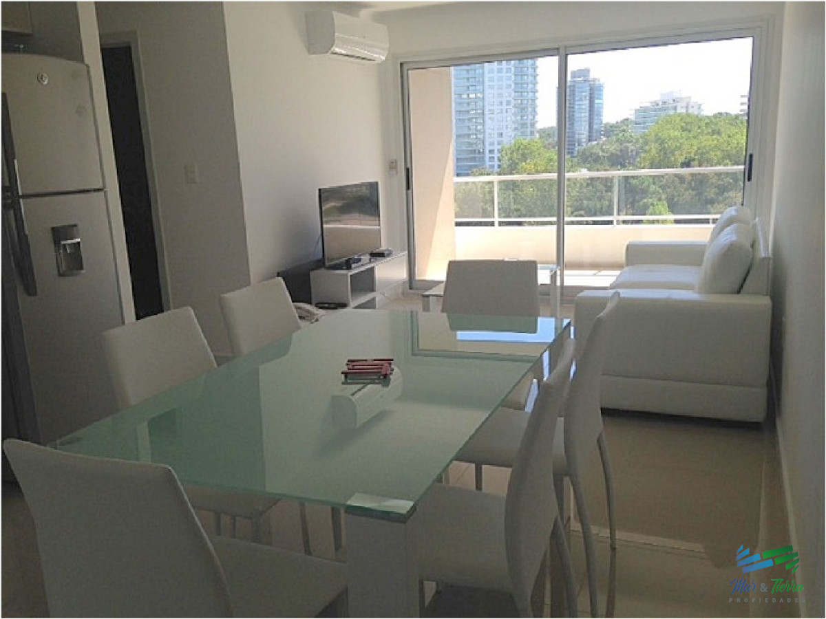 Apartamento ID.992 - En Alquiler.. excelente opción para vacacionar en Punta del Este
