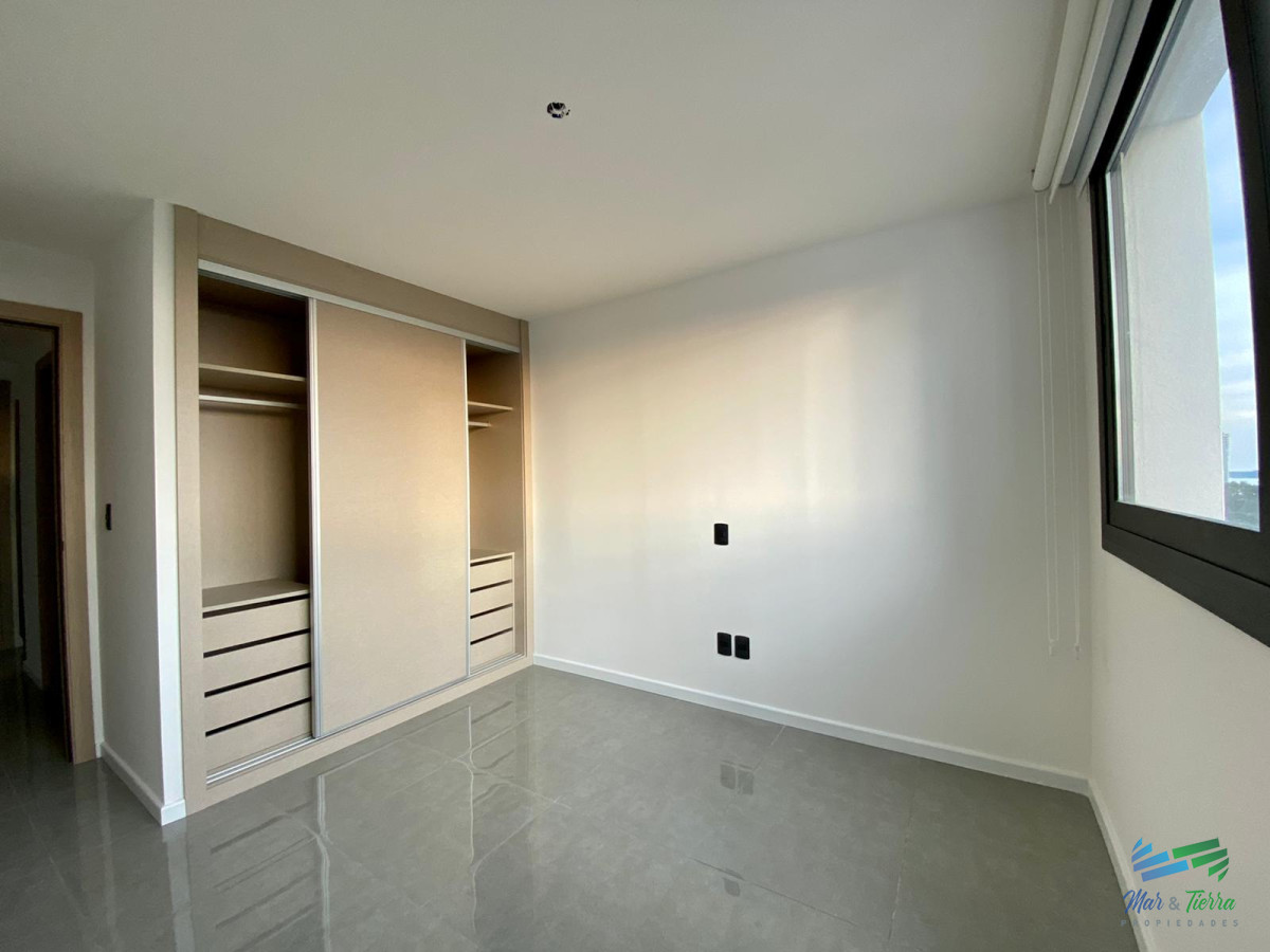 Apartamento ID.2607 - Alquiler anual apartamento 2 dormitorios con servicios en Roosevelt, Punta del Este