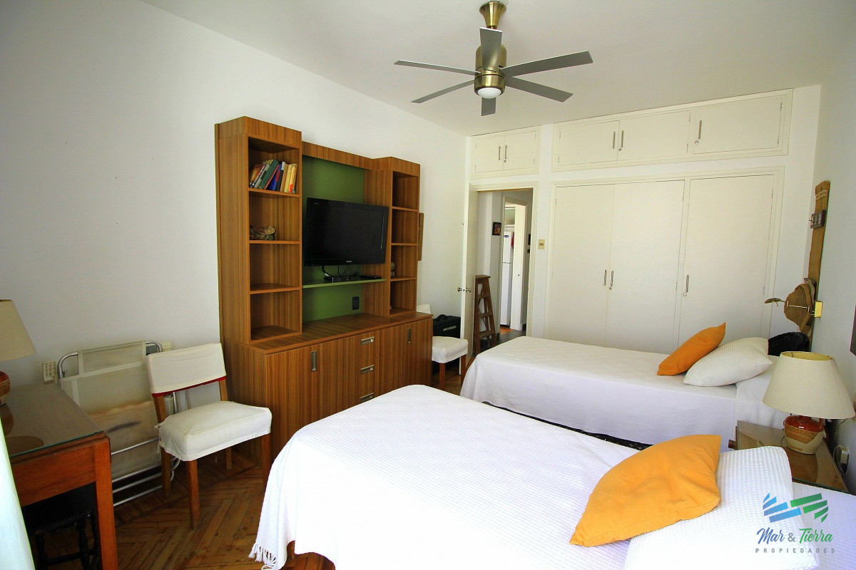 Apartamento ID.4201 - Venta de apartamento en la Península de Punta del este 1 dormitorio 1 baño reciclado