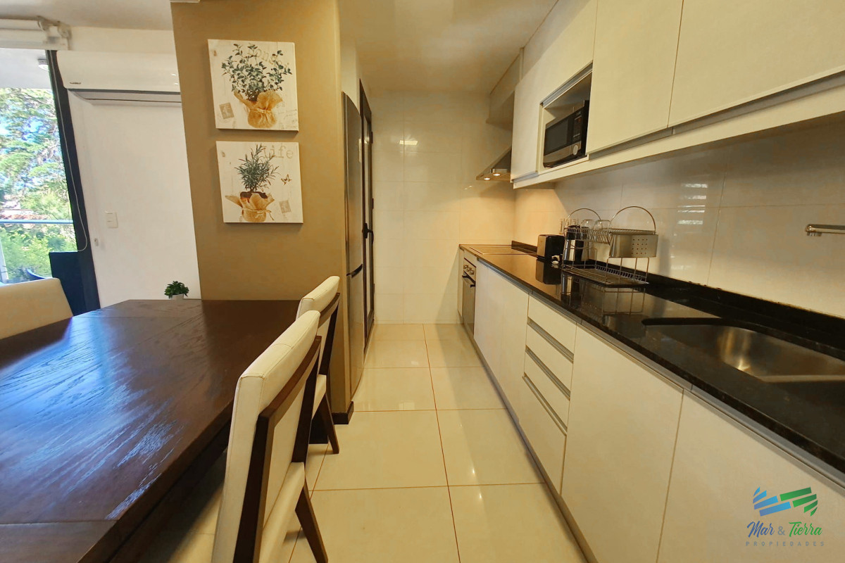 Apartamento ID.5083 - Venta de Apartamento 1 dormitorio sobre Roosevelt Punta del Este 