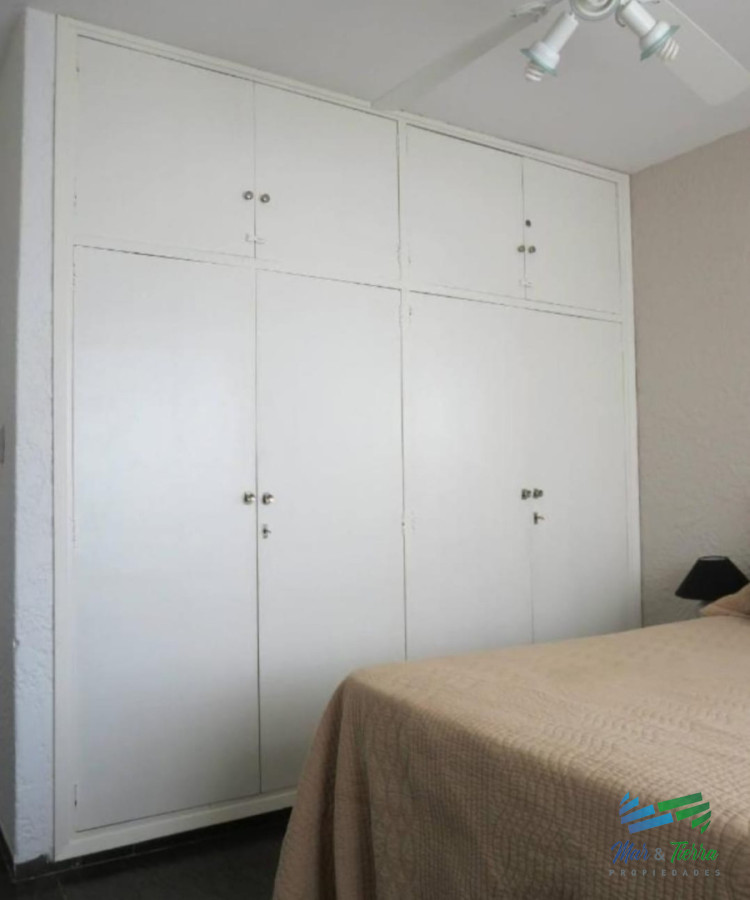 Apartamento ID.2239 - En venta apartamento 1 dormtorio en playa Mansa, Punta del Este 