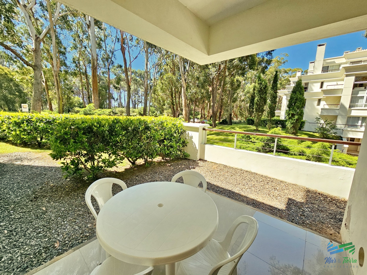 Apartamento ID.4469 - Venta de Monoambiente subdividido en Green Park Solanas Punta Ballena 