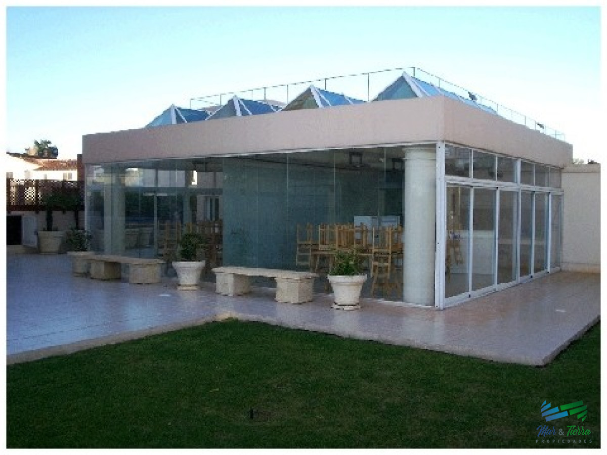 Apartamento ID.2857 - Apartamento de 3 dormitorios con vista al mar ,Punta del Este