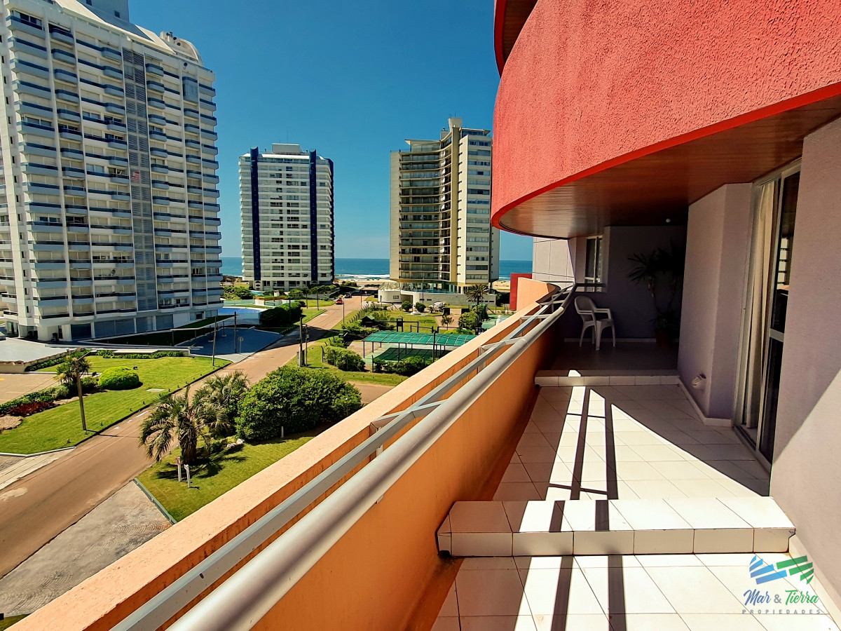 Apartamento ID.1290 - Alquiler de temporada apartamento 2 dormitorios en Brava, Punta del Este