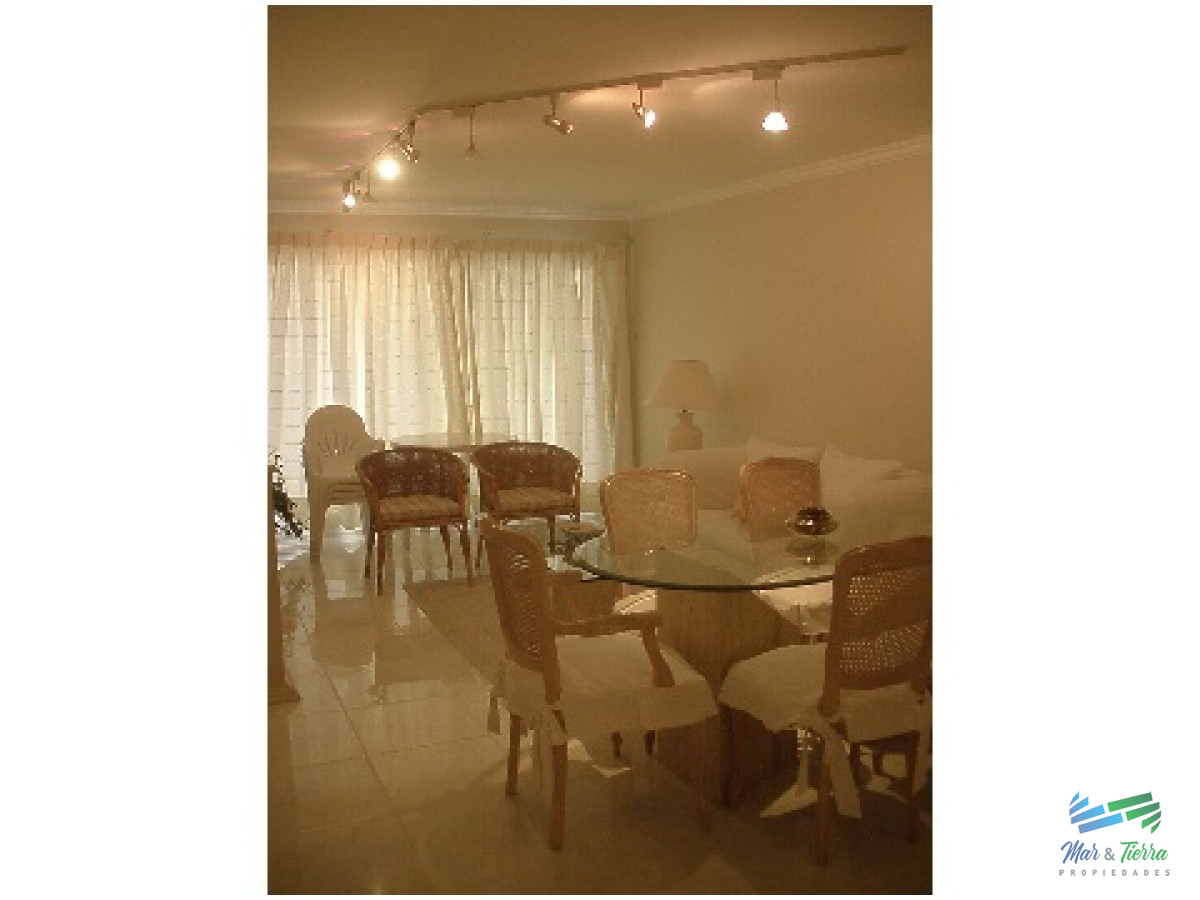 Apartamento ID.2857 - Apartamento de 3 dormitorios con vista al mar ,Punta del Este