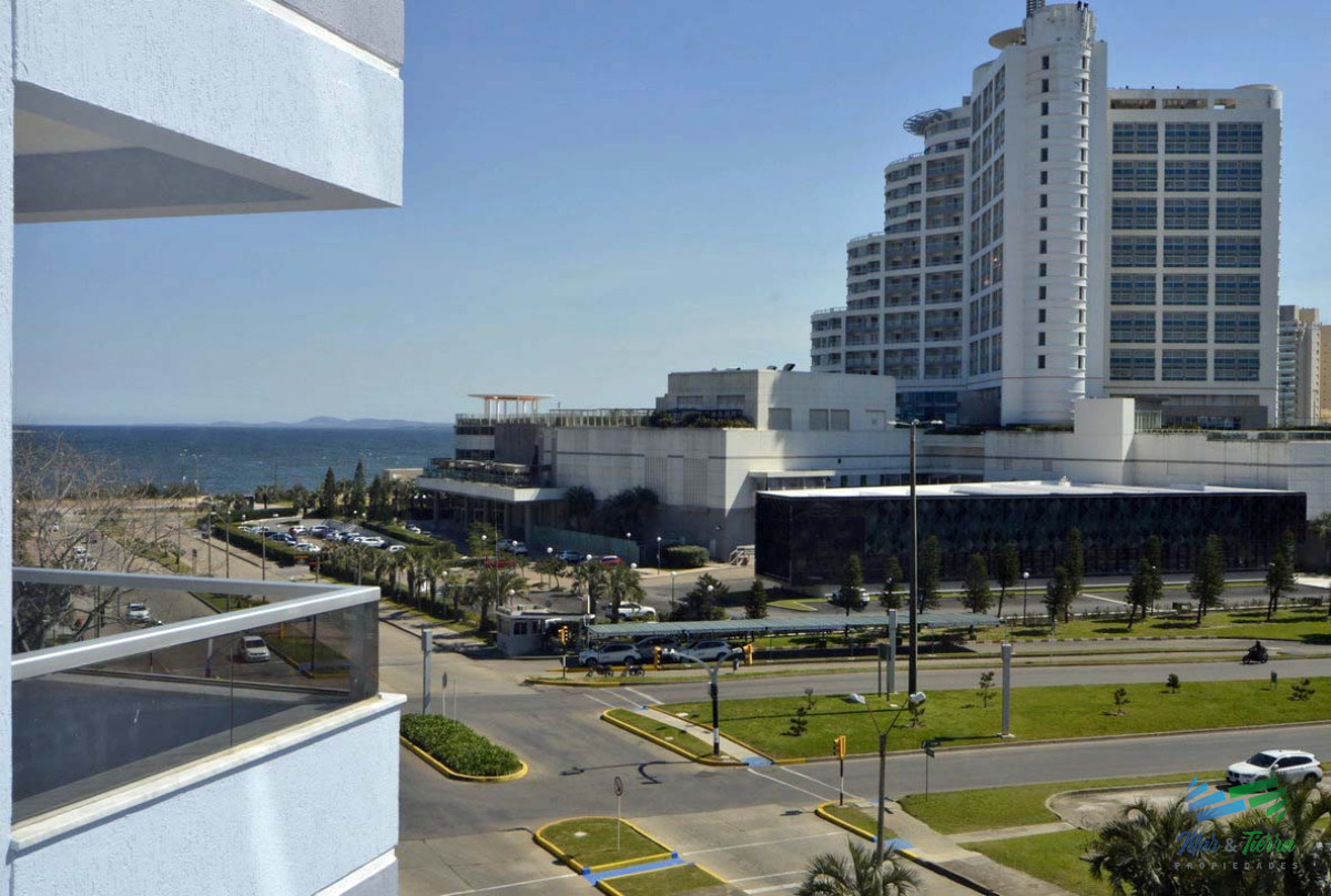 Apartamento ID.2675 - En venta.. muy buena oportunidad a pasitos del mar.