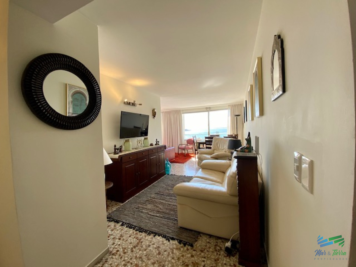 Apartamento ID.2677 - Apartamento en Punta del Este, Península, dos dormitorios, con gran vista