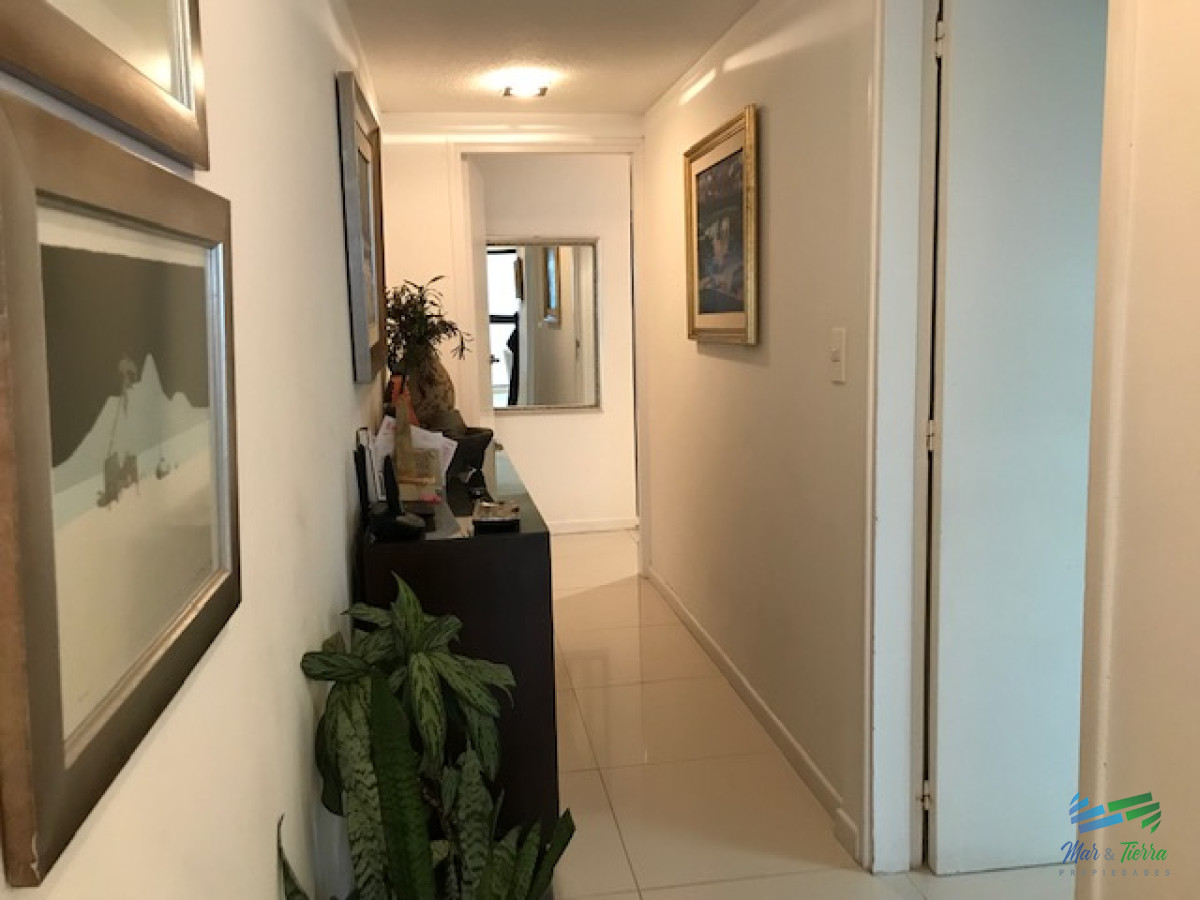 Apartamento ID.263 - ALQUILER DISPONIBLE TEMPORADA 2026, TRES DORMITORIOS FRENTE AL MAR!! 