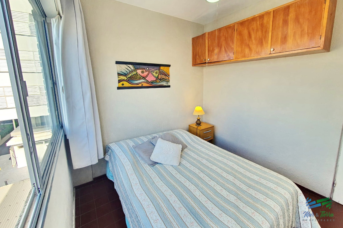 Apartamento ID.180 - En venta partamento de 1 dormitorio en Península, Punta del Este