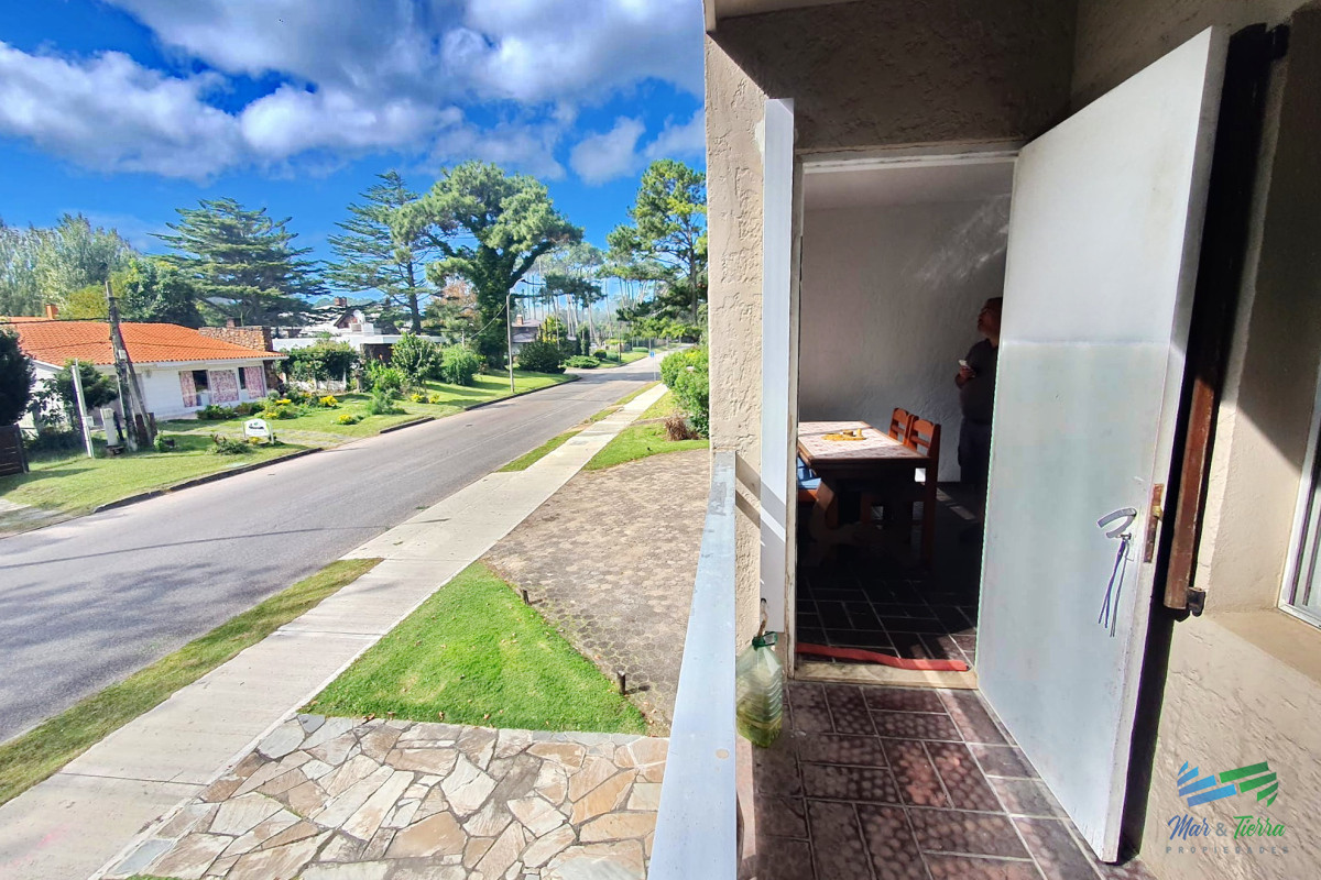 Apartamento ID.4396 - Alquilo anual apartamento 1 dormitorio en playa mansa, Punta del Este