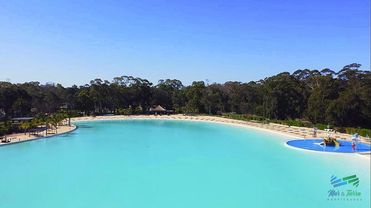 Apartamento ID.4469 - Venta de Monoambiente subdividido en Green Park Solanas Punta Ballena 