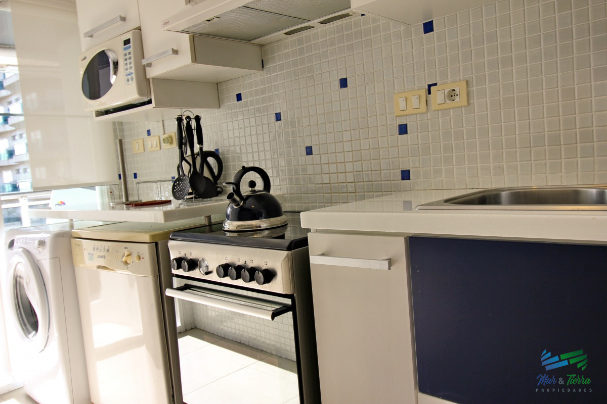 Apartamento ID.6 - En alquiler y venta... oportunidad.. torre de categoría.. a metros del mar!!!