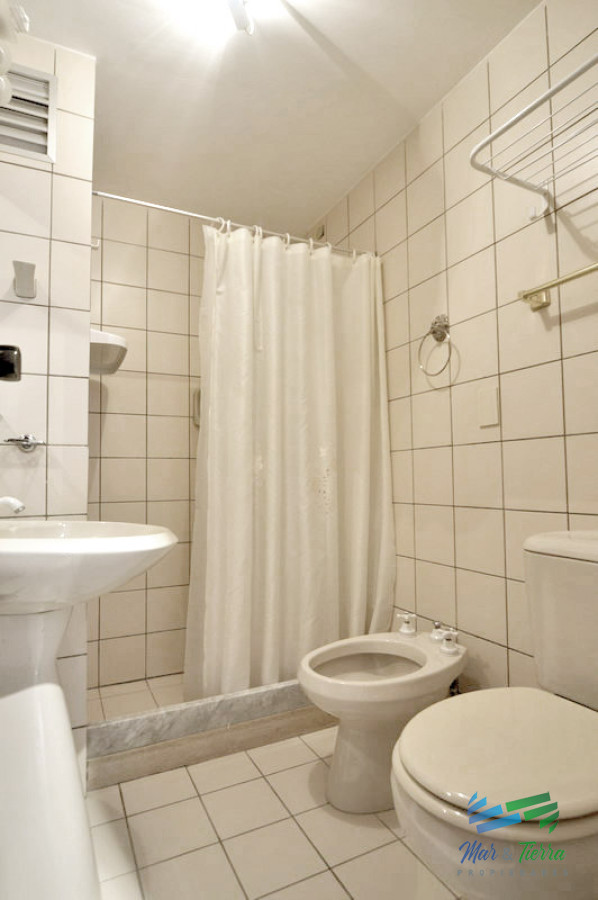 Apartamento ID.2675 - En venta.. muy buena oportunidad a pasitos del mar.