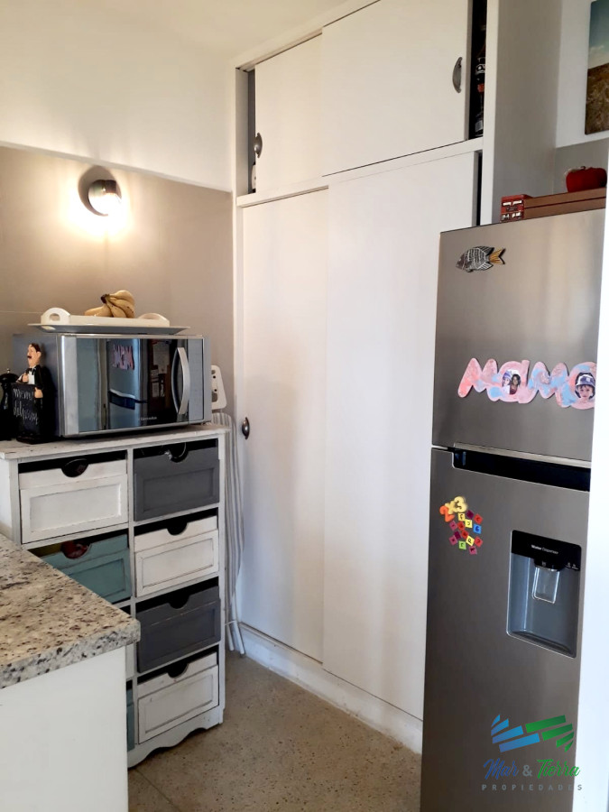 Apartamento ID.1405 - Oportunidad en venta con vista al mar, totalmente reciclado