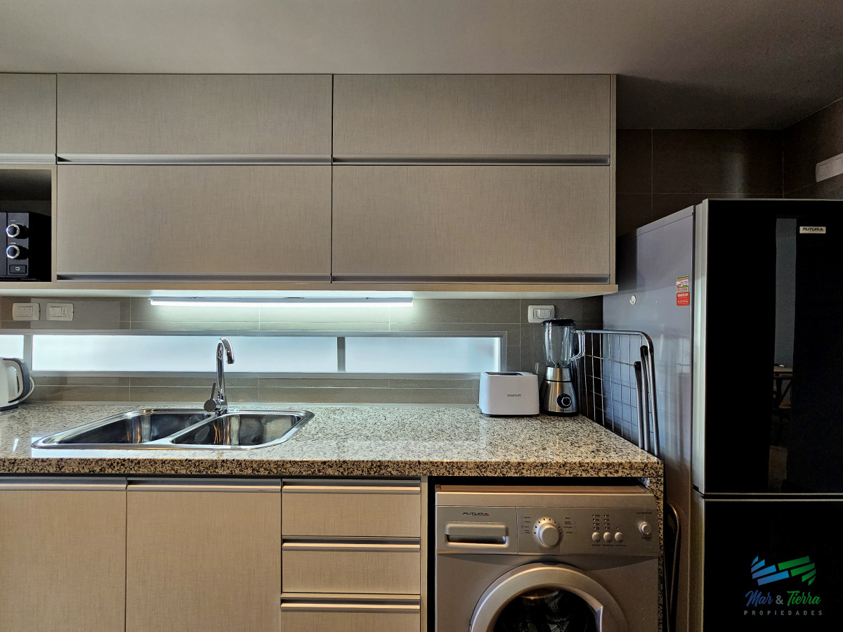 Apartamento ID.4952 - Venta de apartamento 2 dormitorios en Onix Punta del este playa Brava 