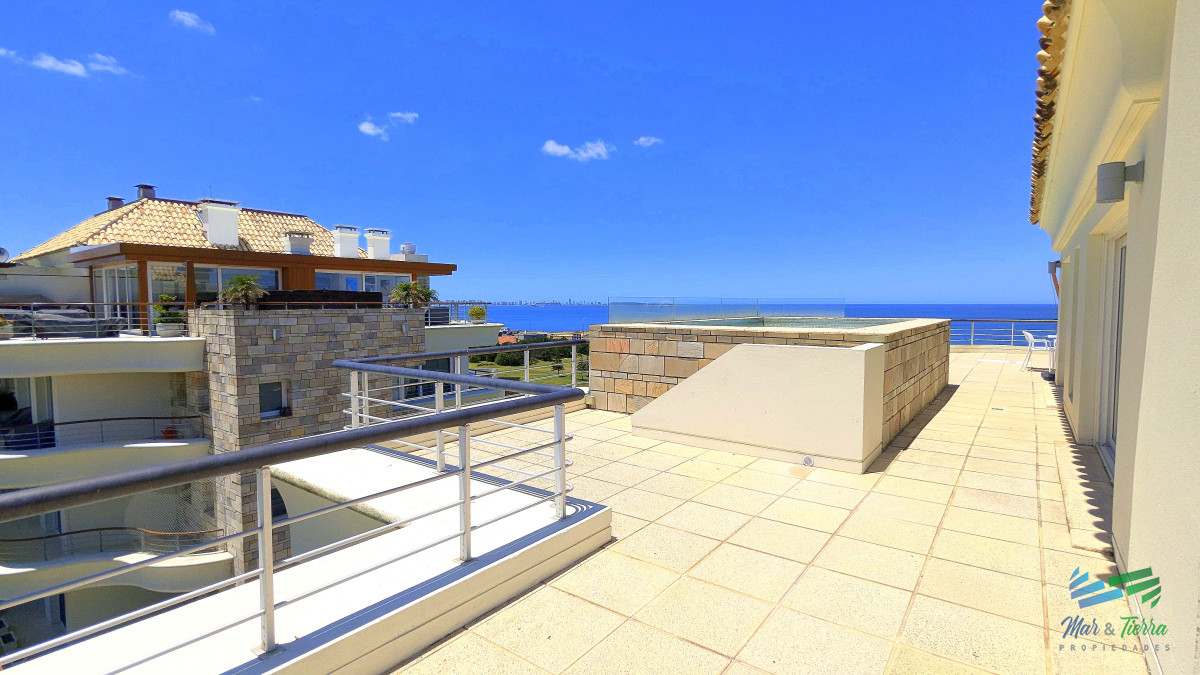 Apartamento ID.4211 - Venta de Apartamento 4 DORMITORIOS con vista al mar en VERAMANSA