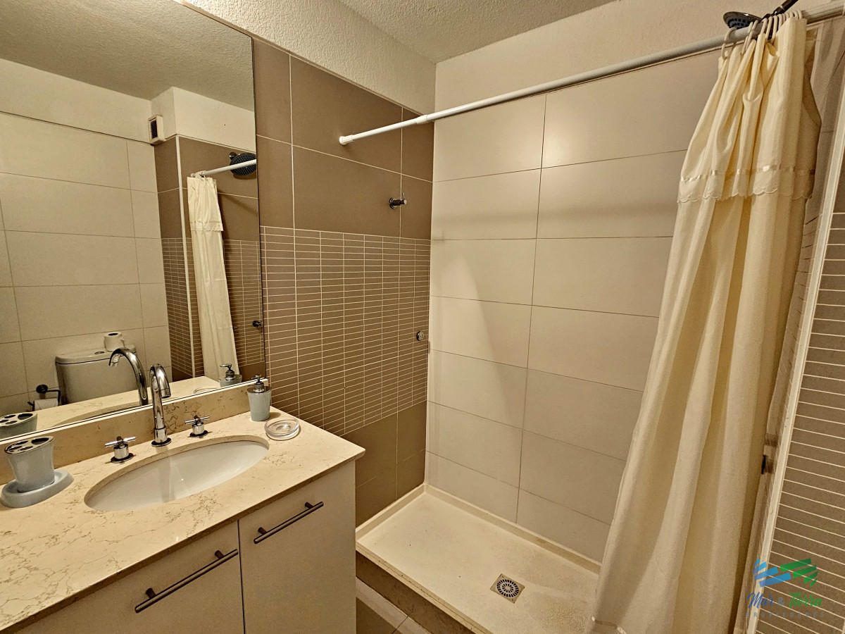 Apartamento ID.119 - En venta apartamento 1 dormitorio con servicios en Roosevelt, Punta del Este