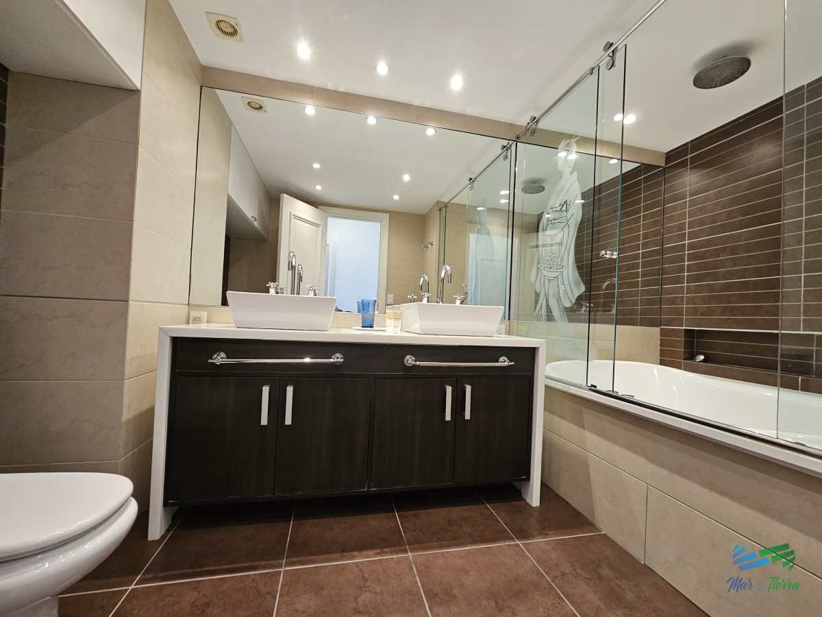 Apartamento ID.628 - Alquiler temporada 2026, frente a la playa, facil acceso, full amenities.