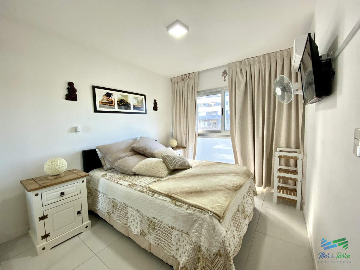 Apartamento ID.1262 - Apartamento en alquiler sobre Roosevelt con piscina y servicios, Punta del Este.