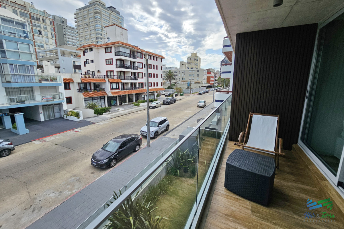 Apartamento ID.5007 - APARTAMENTO DISPONIBLE ALQUILER INVERNAL 2026, 1 DORMITORIO, EDIFICO MODERNO, PENÍNSULA, PUNTA DEL ESTE 